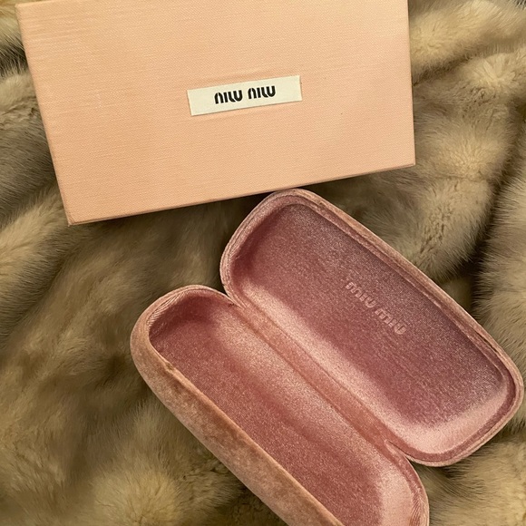 Authentic Miu Miu ironic pink sunglasses case with box - Picture 2 of 5
